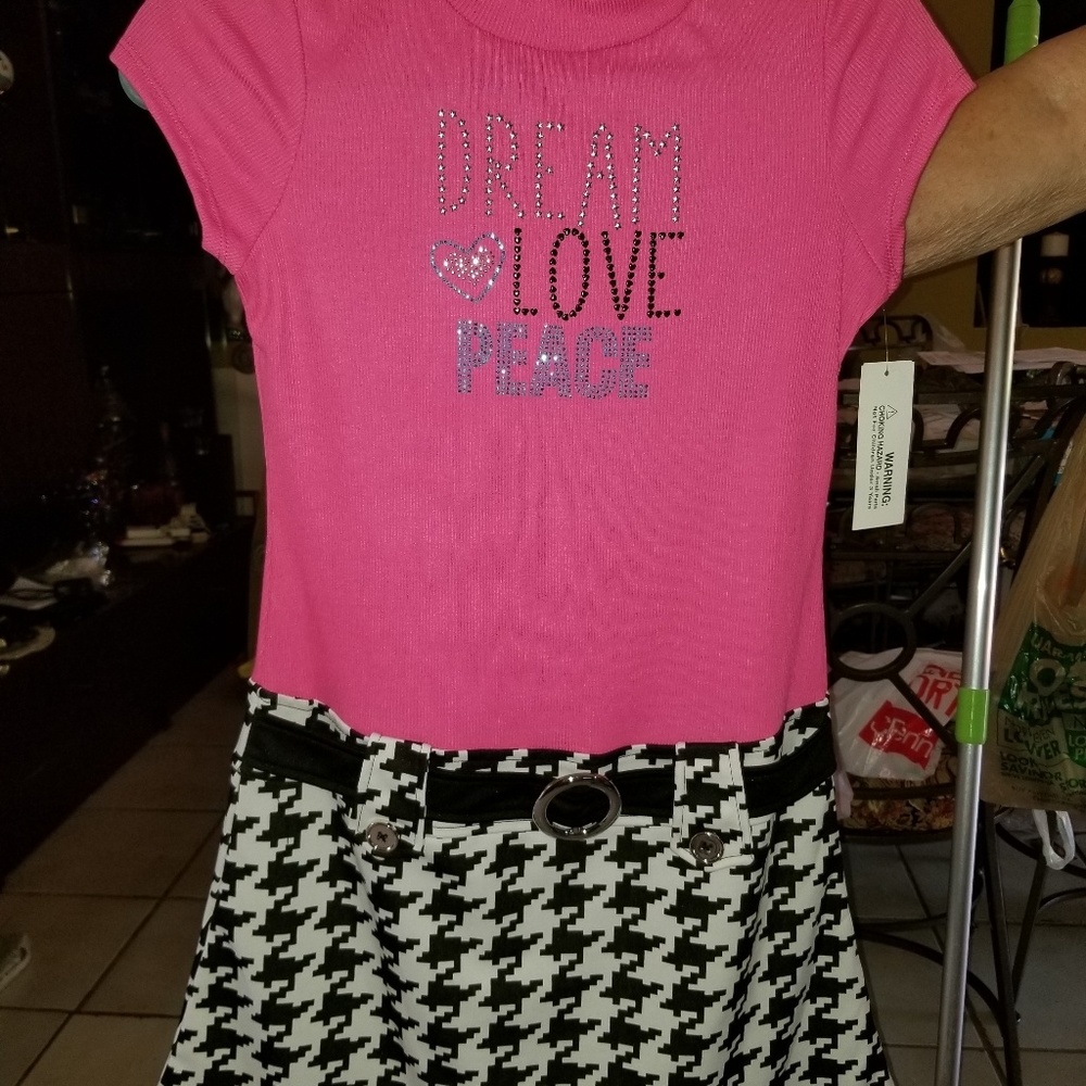 Girls dress